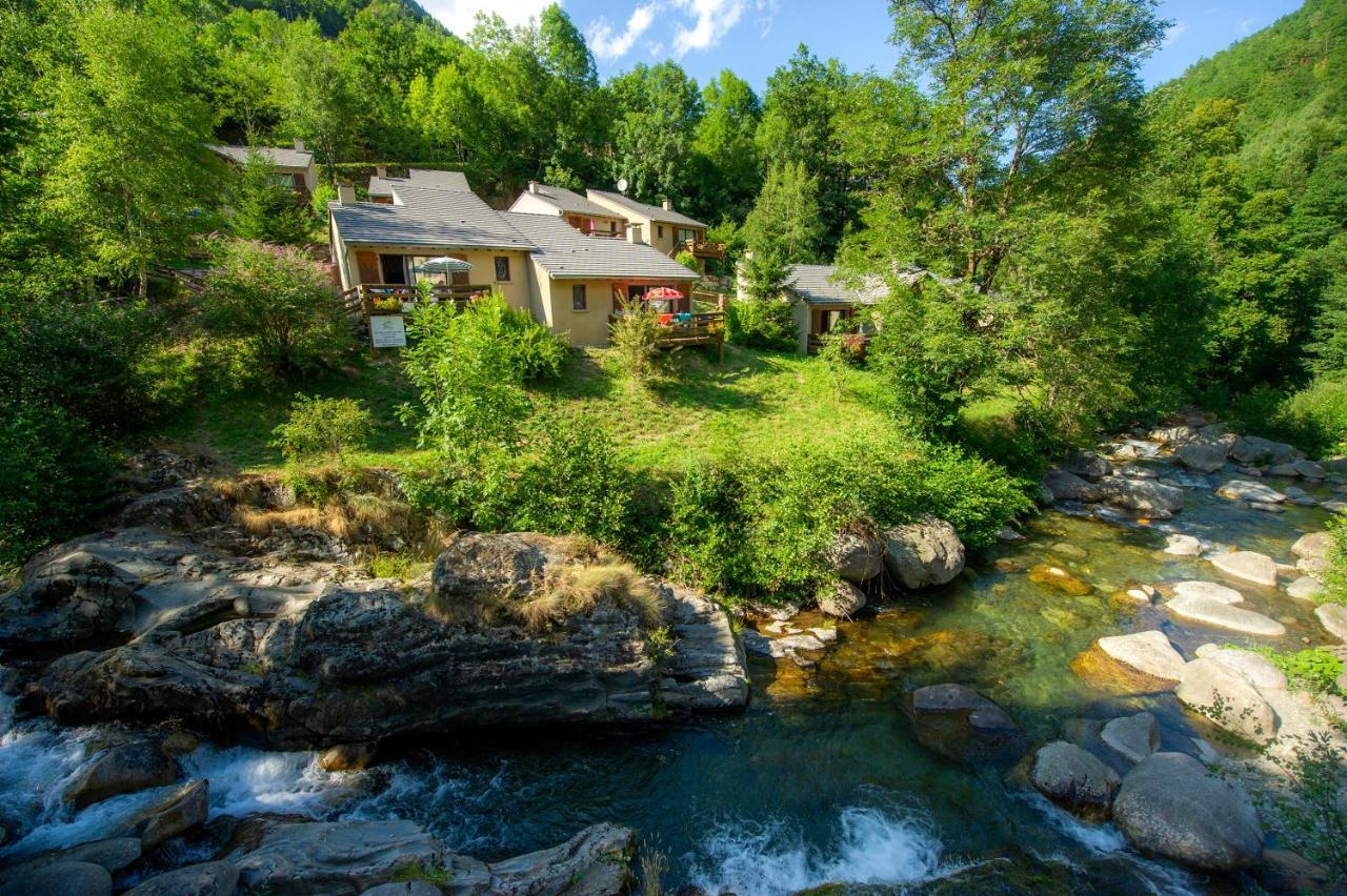 Village Vacances De Marc Auzat Exteriör bild