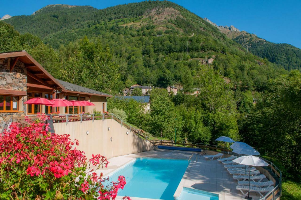 Village Vacances De Marc Auzat Exteriör bild